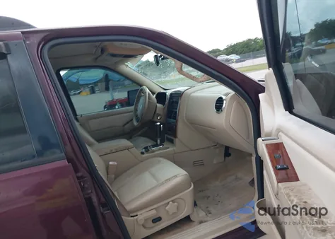 2006 Ford Explorer from USA, damaged, VIN 1FMEU64E16HUB0095